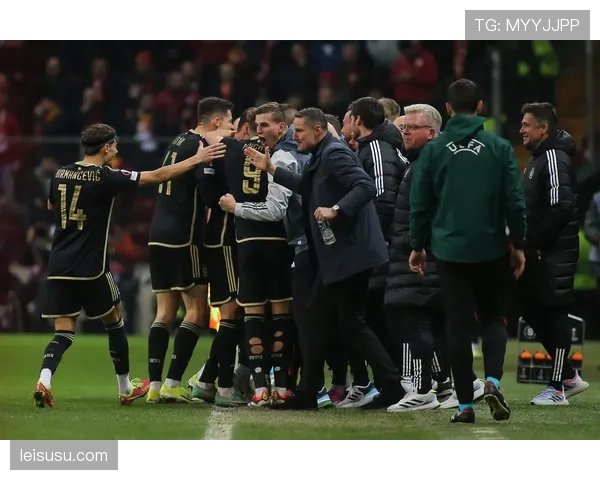 科隆对阵波鸿保级六分战,暴雨天气或影响比赛进程 科隆对阵波鸿保级六分战,暴雨天气或影响比赛进程